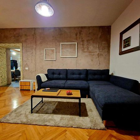 Nomad Apartment Braşov Exterior foto