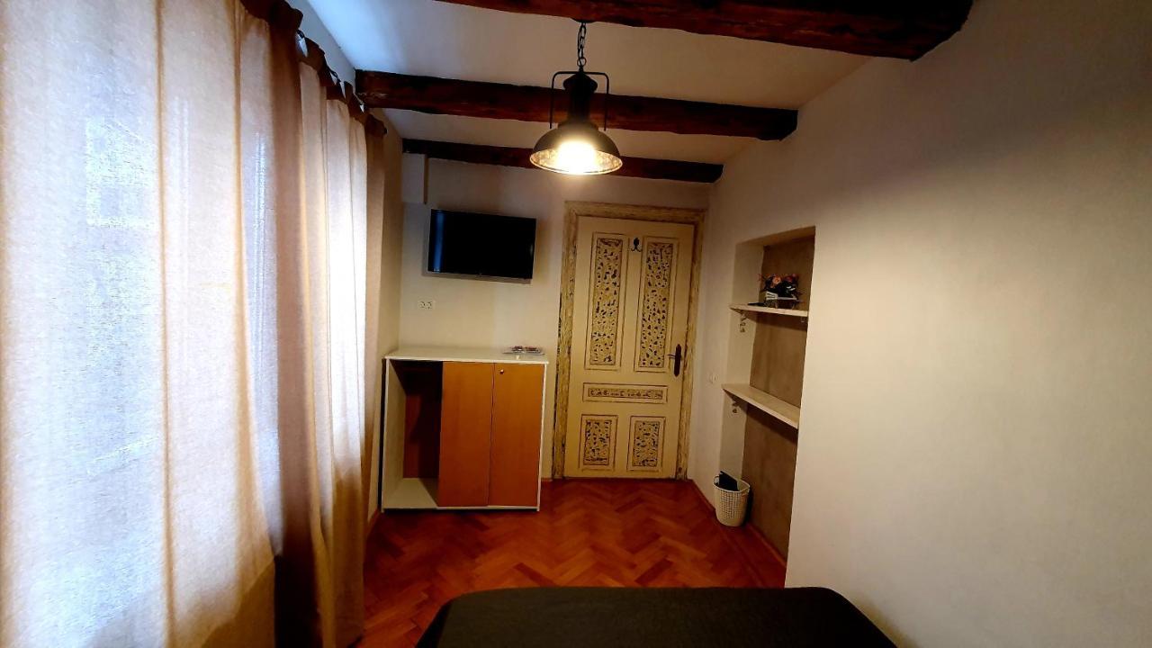 Nomad Apartment Braşov Exterior foto